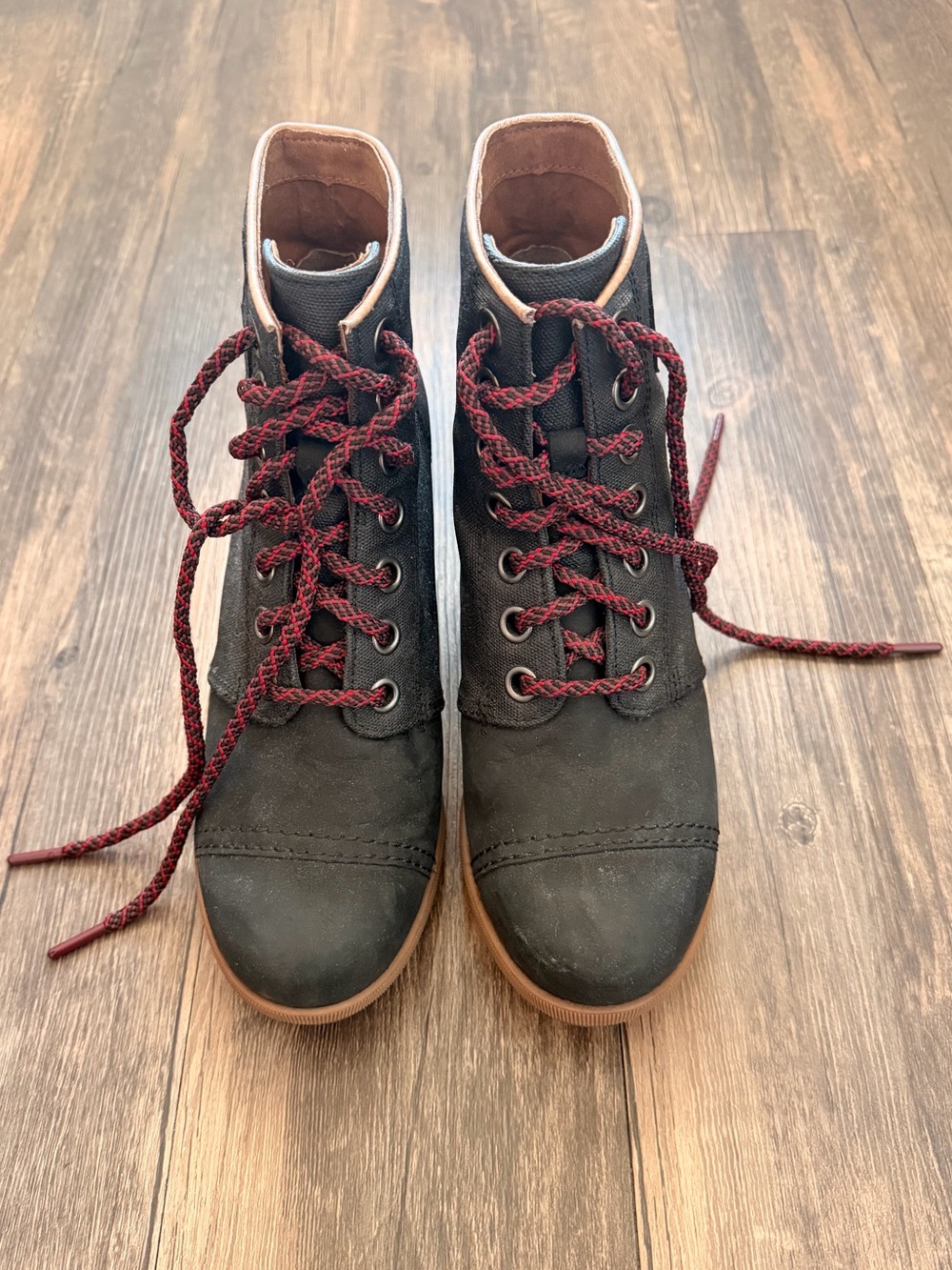 Sorel Black Wedge Boots with Burgundy Lace Accents